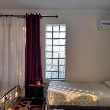 Villa 53 Tiranë Luaran gambar