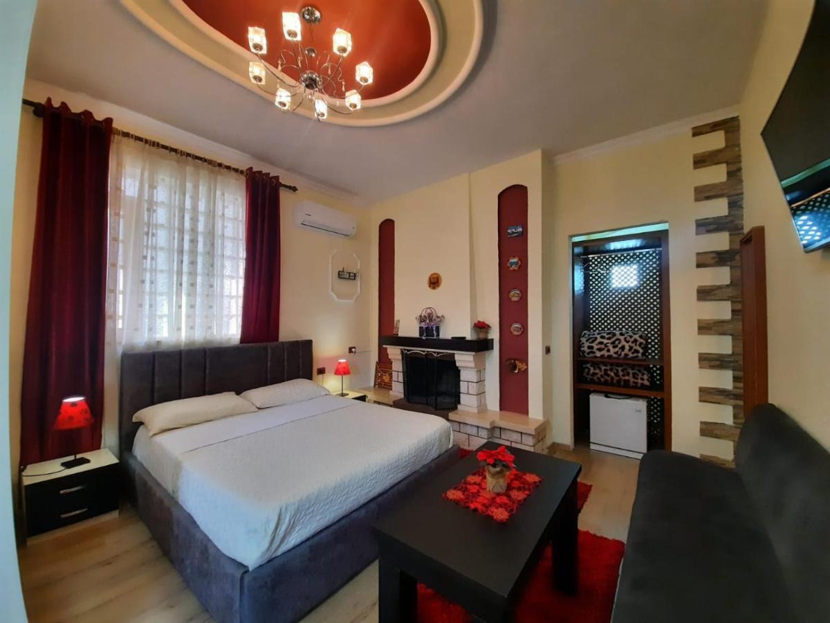 Villa 53 Tiranë Luaran gambar